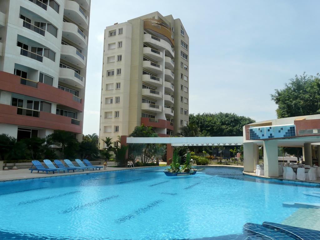 Playa Almendro Resort Tonsupa Buitenkant foto
