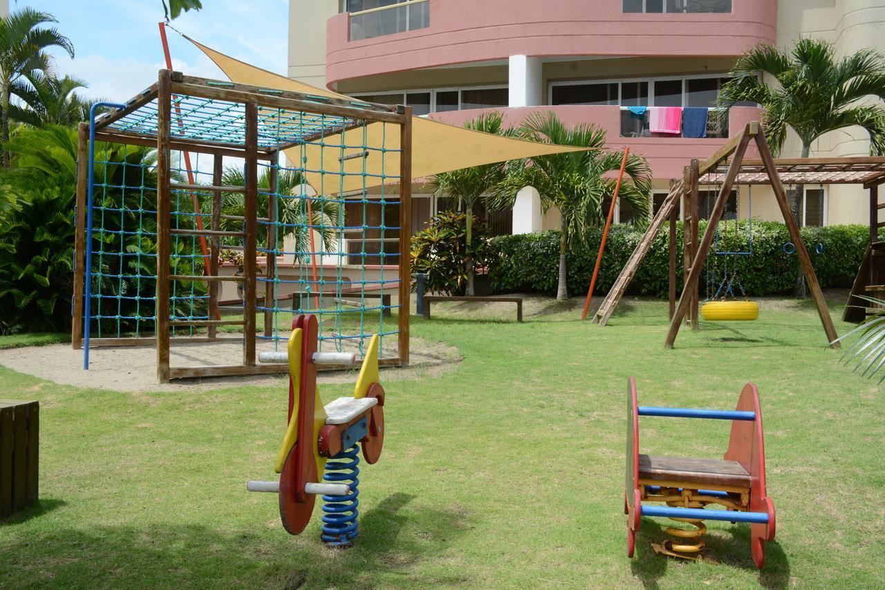 Playa Almendro Resort Tonsupa Buitenkant foto